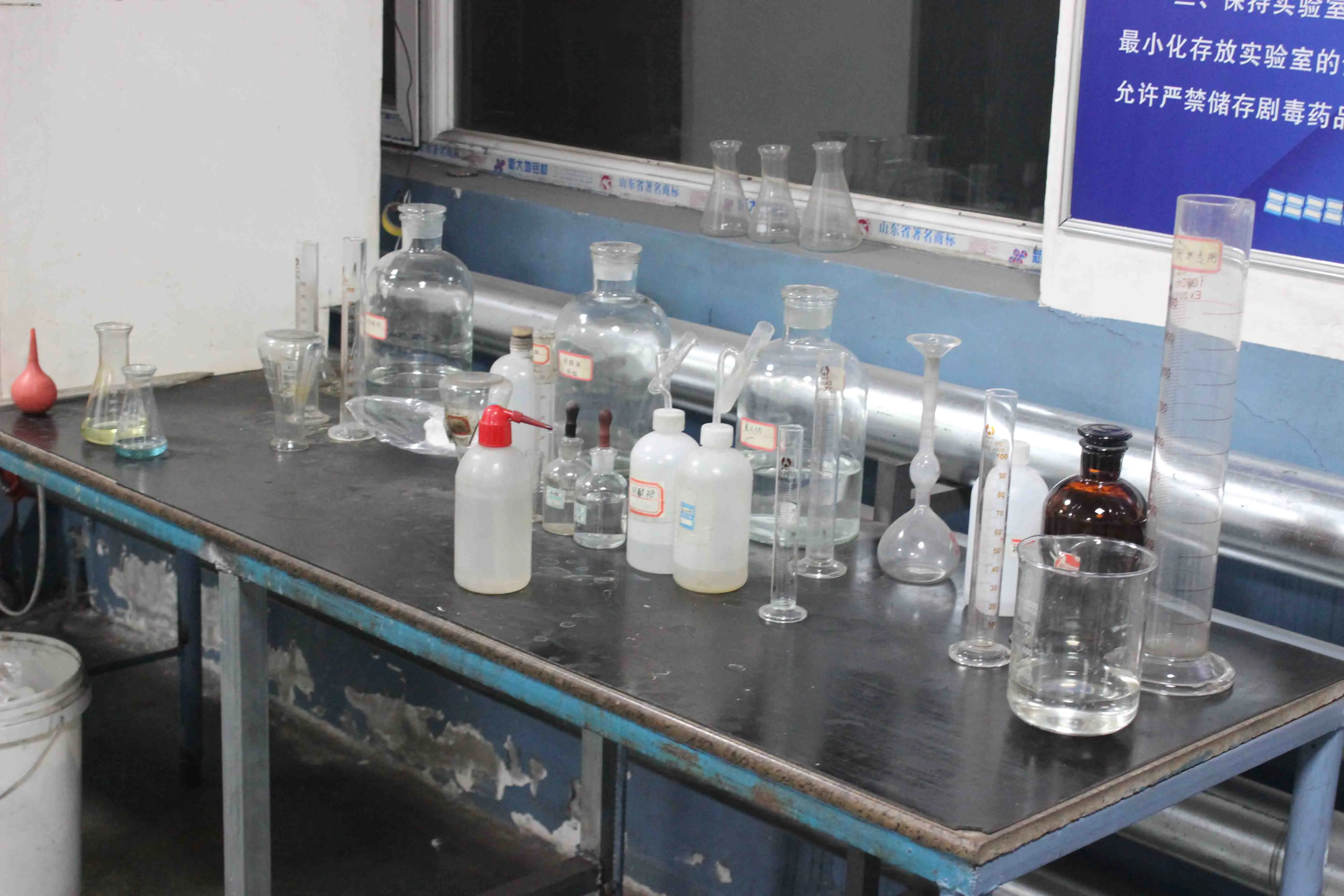 Common Lab Glassware and Chemical Testing Utensils Common Lab Glassware and Chemical Testing Utensils